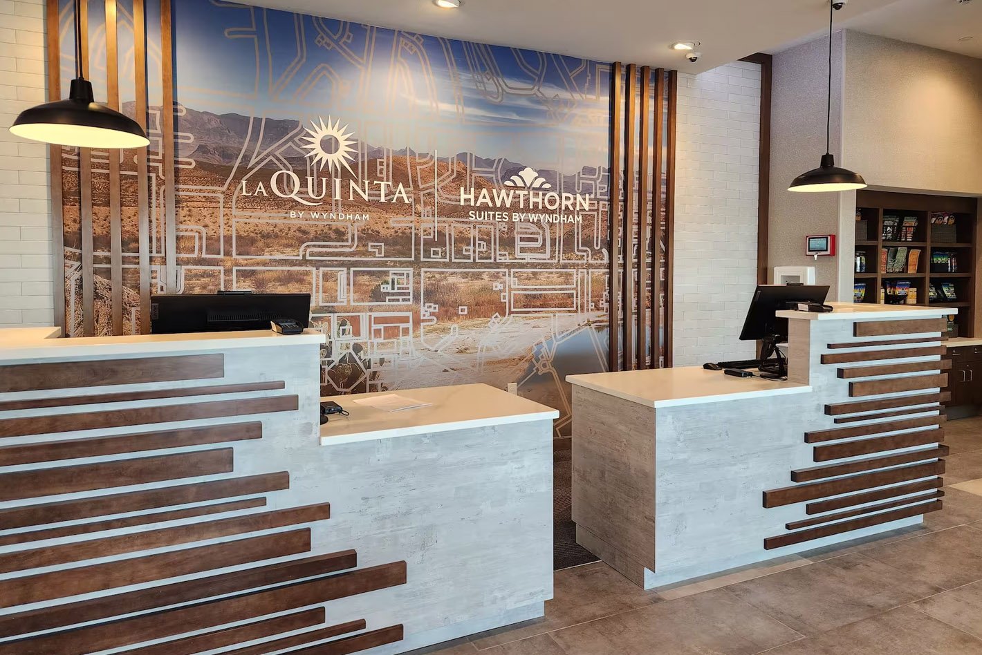 Lobby-Dual-Front-Desk
